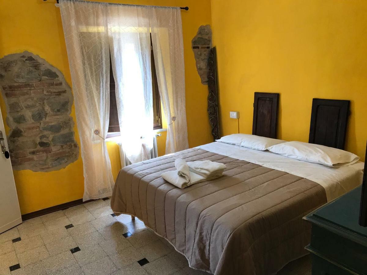 Albergo Antica Lanterna Castelnuovo di Garfagnana Exterior foto